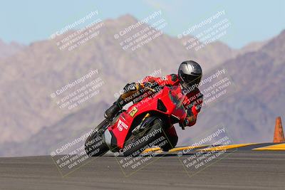 media/Oct-08-2022-SoCal Trackdays (Sat) [[1fc3beec89]]/Turn 9 (1pm)/